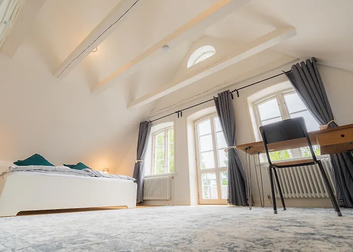 Suederhuus Semesterbostad