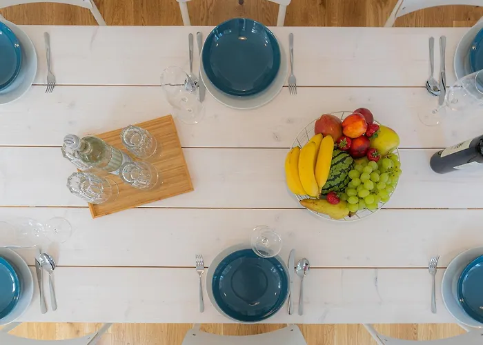 Suederhuus Semesterbostad